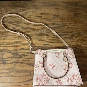 Nne West cross body floral bag